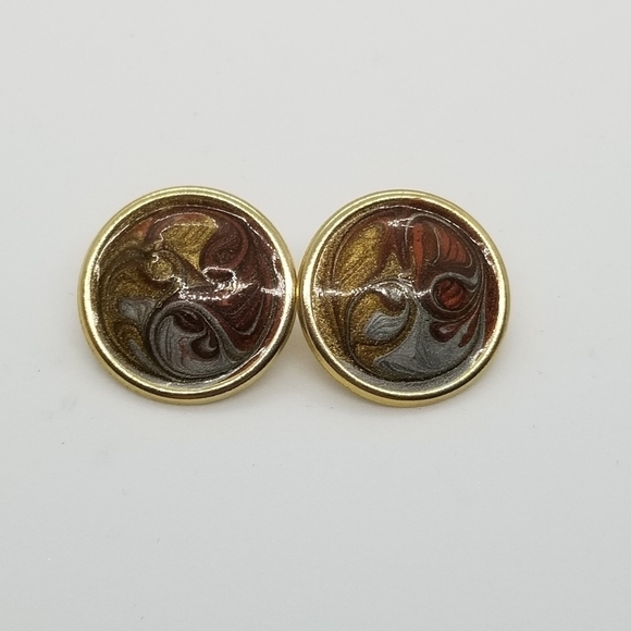 gold tone circular earrings with metallic swirls - Picture 2 of 4